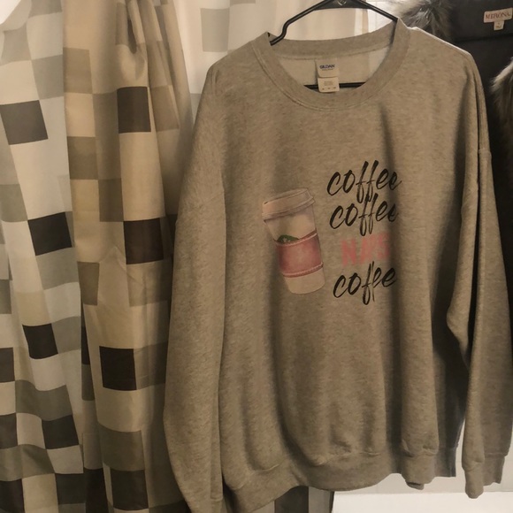 Tops - Oversized Sweatshirt Tops - Oversized Sweatshirt